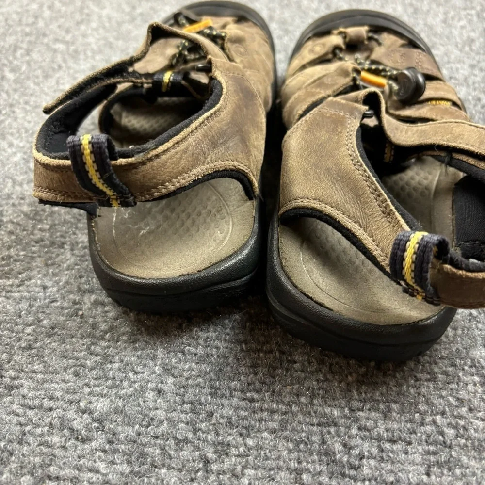 Keen boys brown